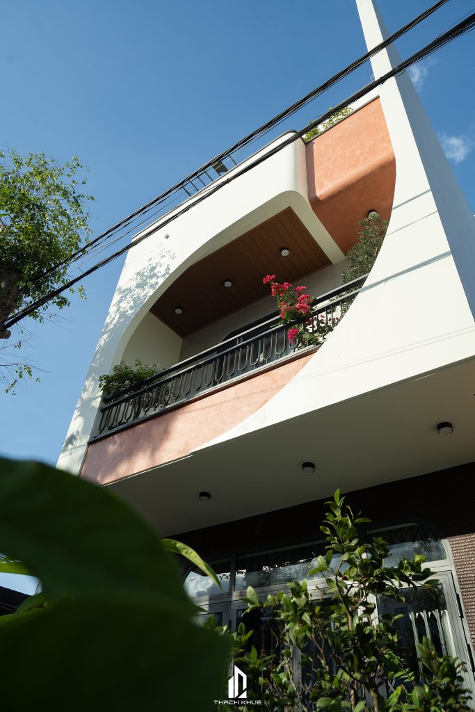 KIẾN TRÚC THẠCH KHUÊ