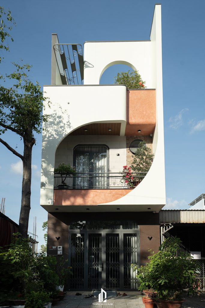 KIẾN TRÚC THẠCH KHUÊ