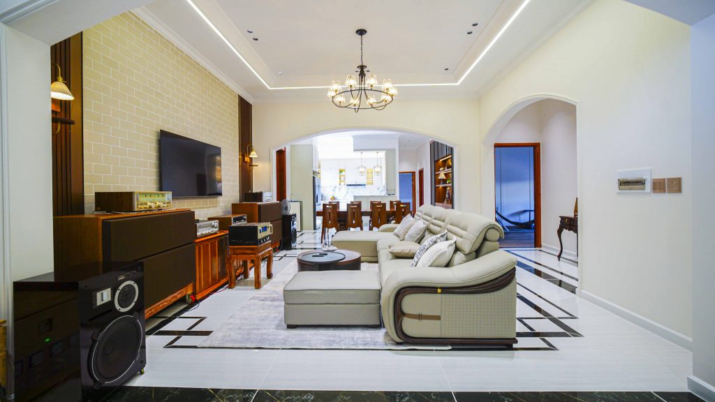 KIẾN TRÚC THẠCH KHUÊ