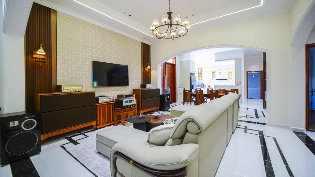 KIẾN TRÚC THẠCH KHUÊ