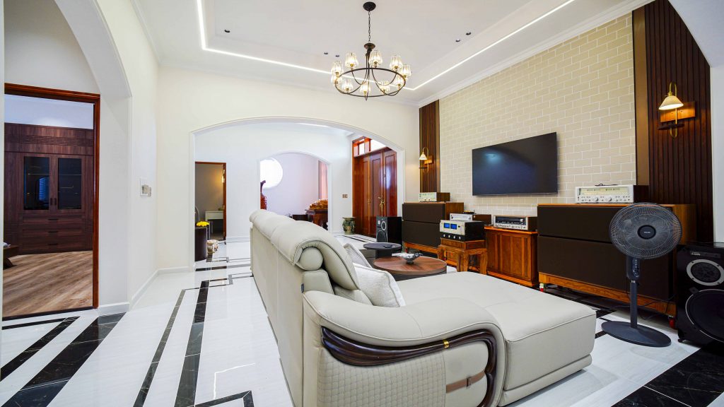 KIẾN TRÚC THẠCH KHUÊ